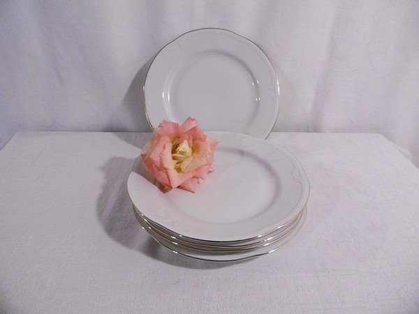 Assiettes blanches