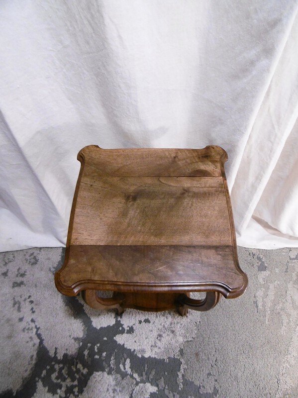 Table d'appoint carrée – Image 2