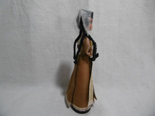 Poupée de collection Géorgienne – Image 2