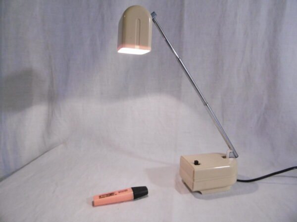 Lampe de bureau, pliante, télescopique