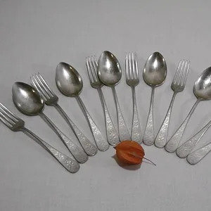 Couverts en aluminium