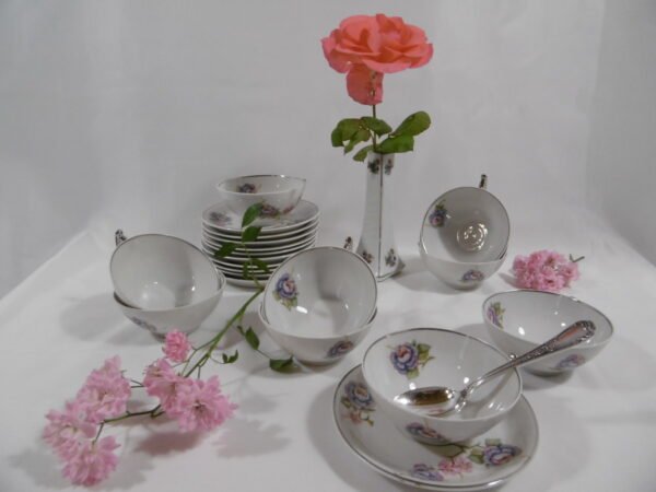 Tasses "Roses bleues"