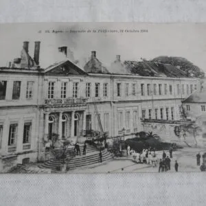 Carte postale "Agen-Incendie de la préfecture"