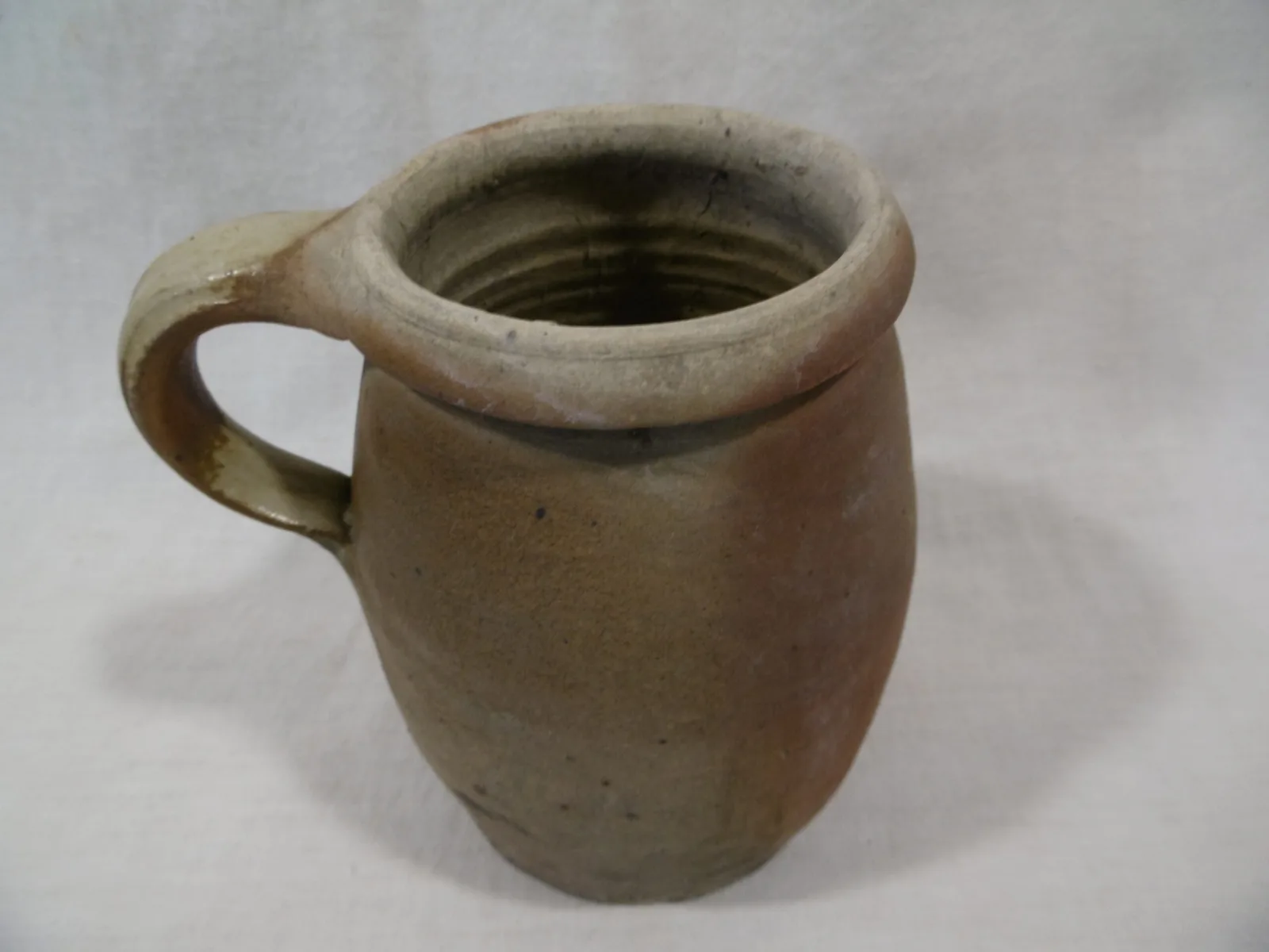 Pot en grès à une anse – Image 9