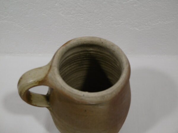 Pot en grès à une anse – Image 4