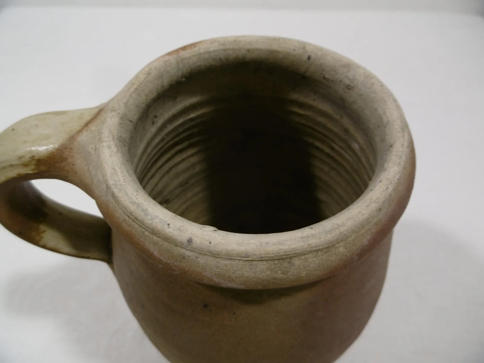 Pot en grès à une anse – Image 6