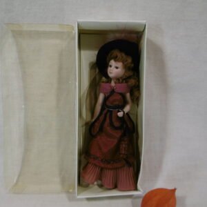 Poupée de collection "Emma"