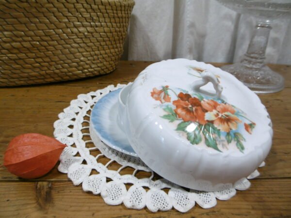 Beurrier en porcelaine "Pensées"