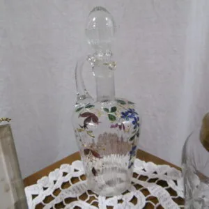 Carafe en verre émaillé