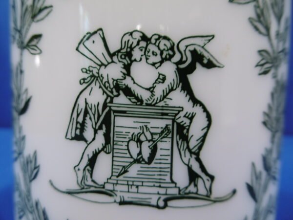 Bocal en opaline – Image 3