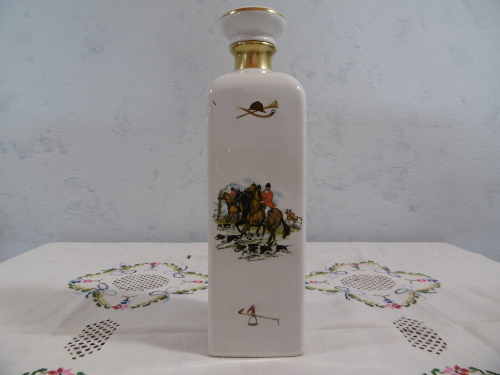 Bouteille en porcelaine – Image 4