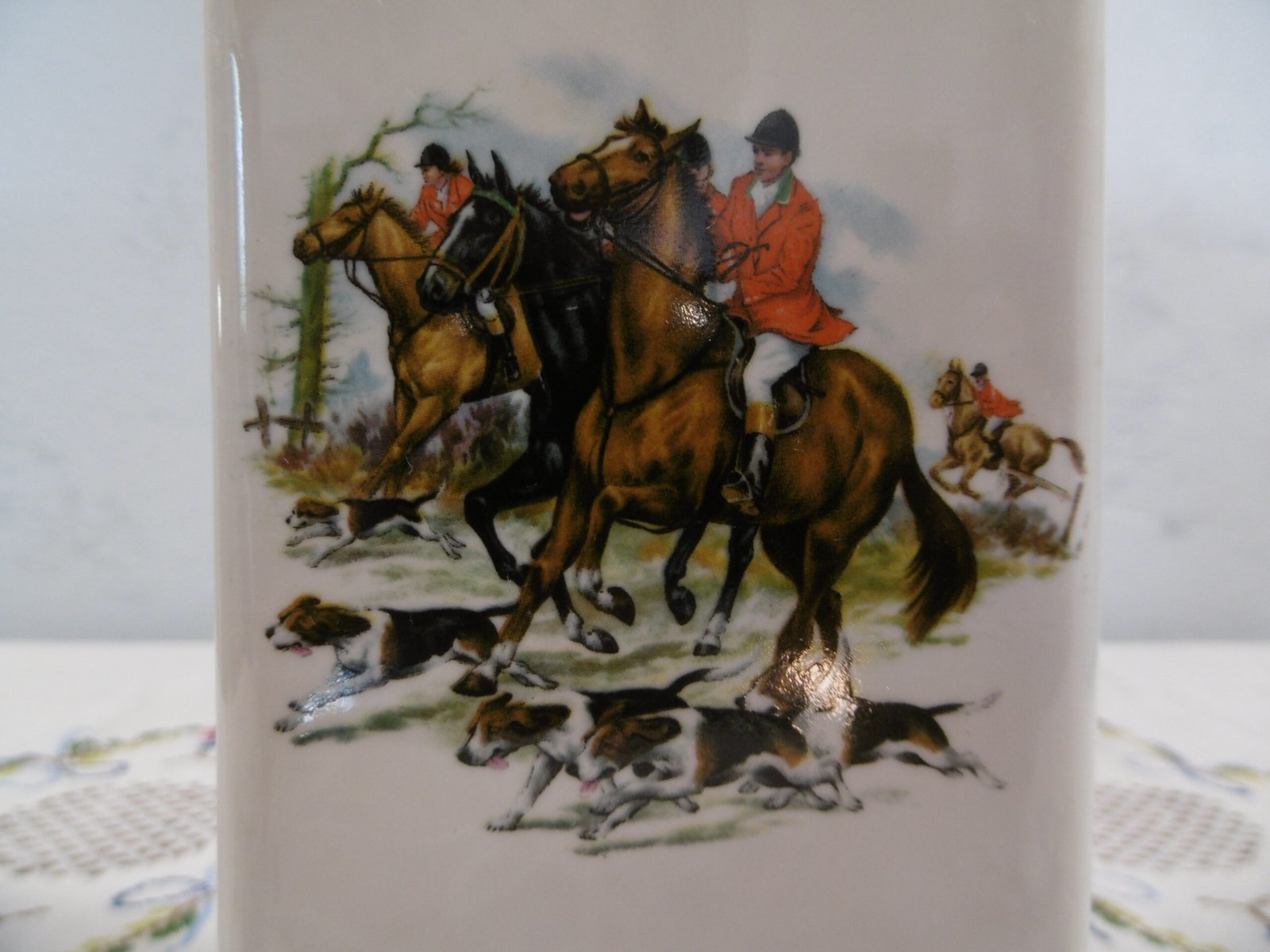Bouteille en porcelaine – Image 9