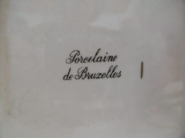 Bouteille en porcelaine – Image 12