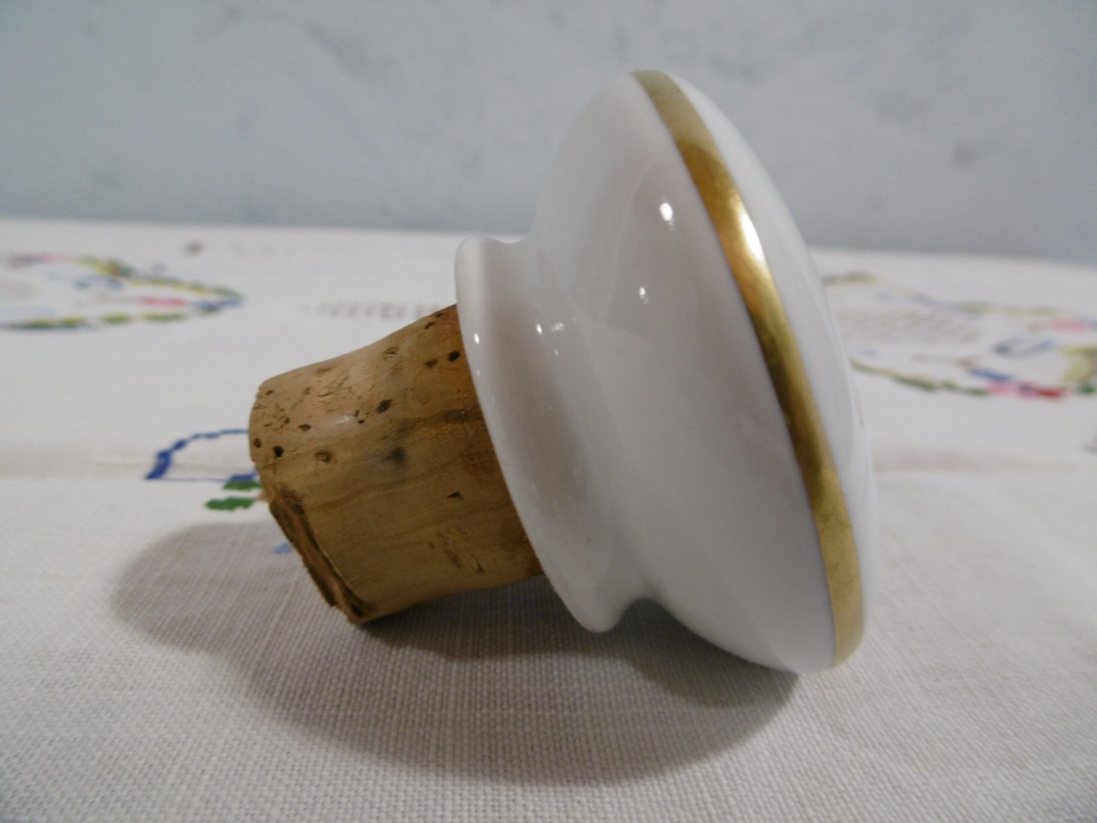 Bouteille en porcelaine – Image 13