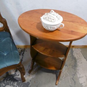 Table d'appoint ovale