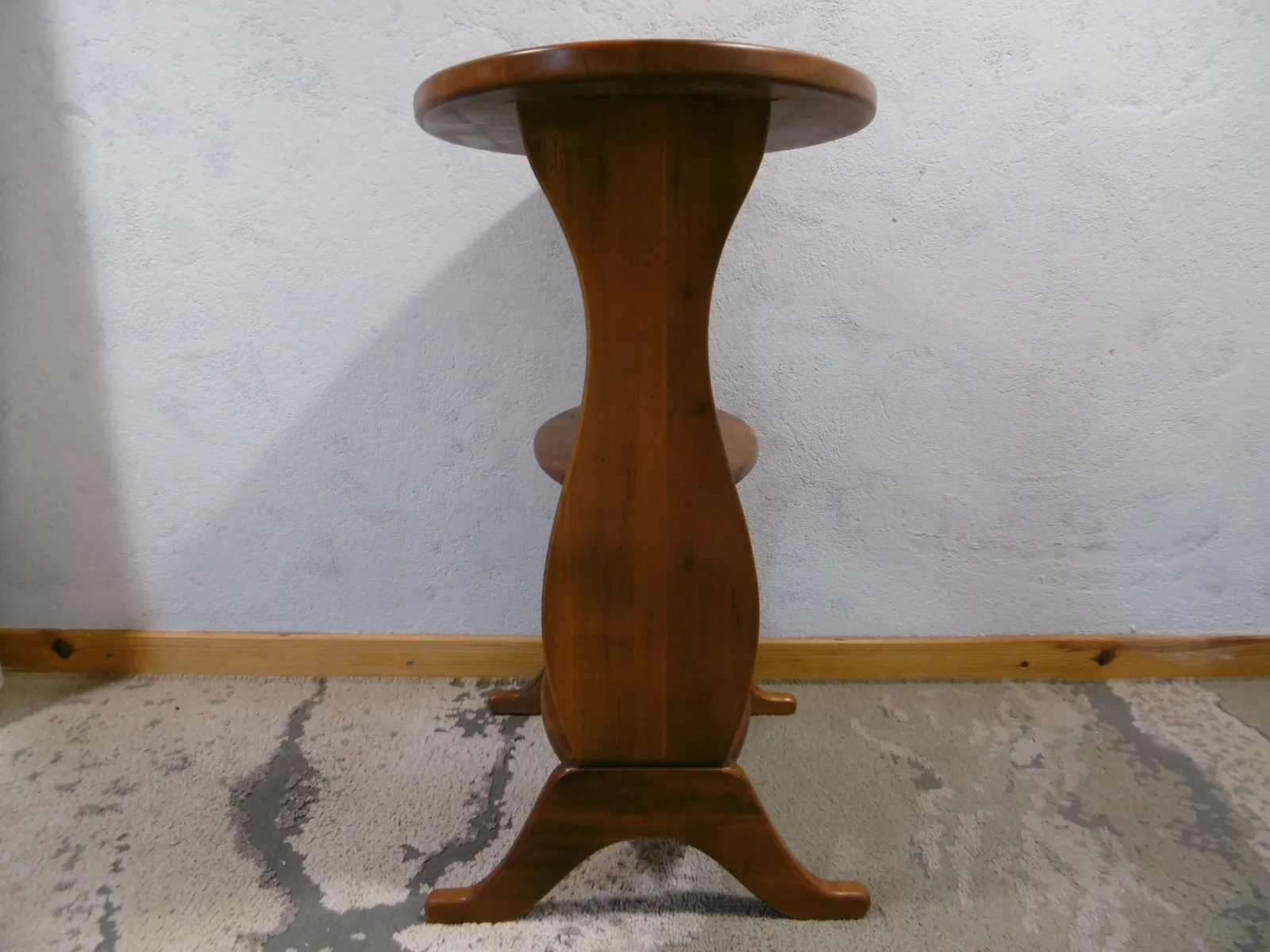Table d'appoint ovale – Image 4