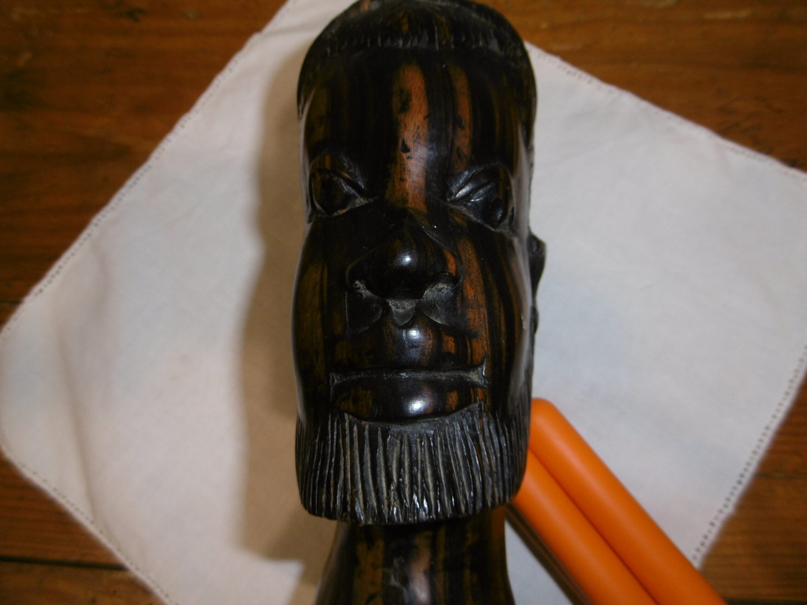 Tête sculptée – Image 7