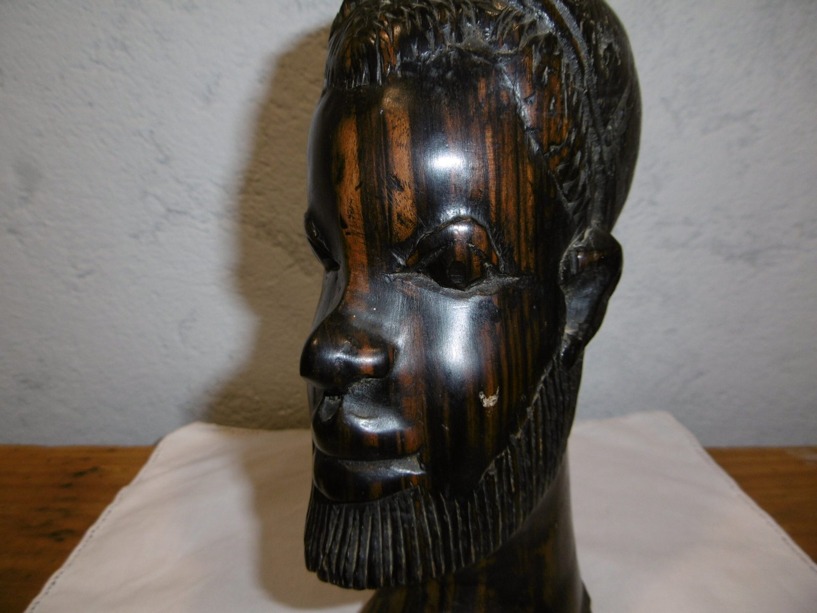 Tête sculptée – Image 6