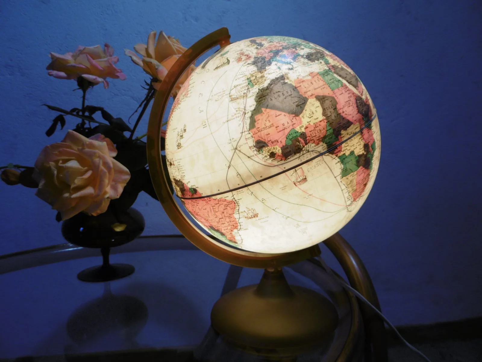 Lampe globe terrestre