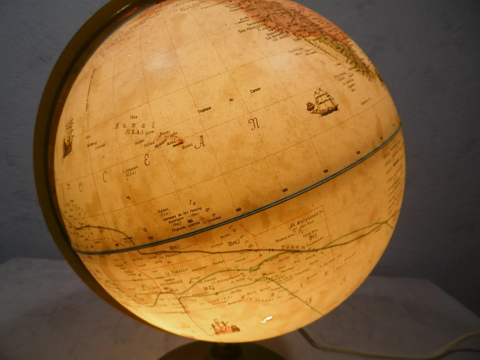 Lampe globe terrestre – Image 4