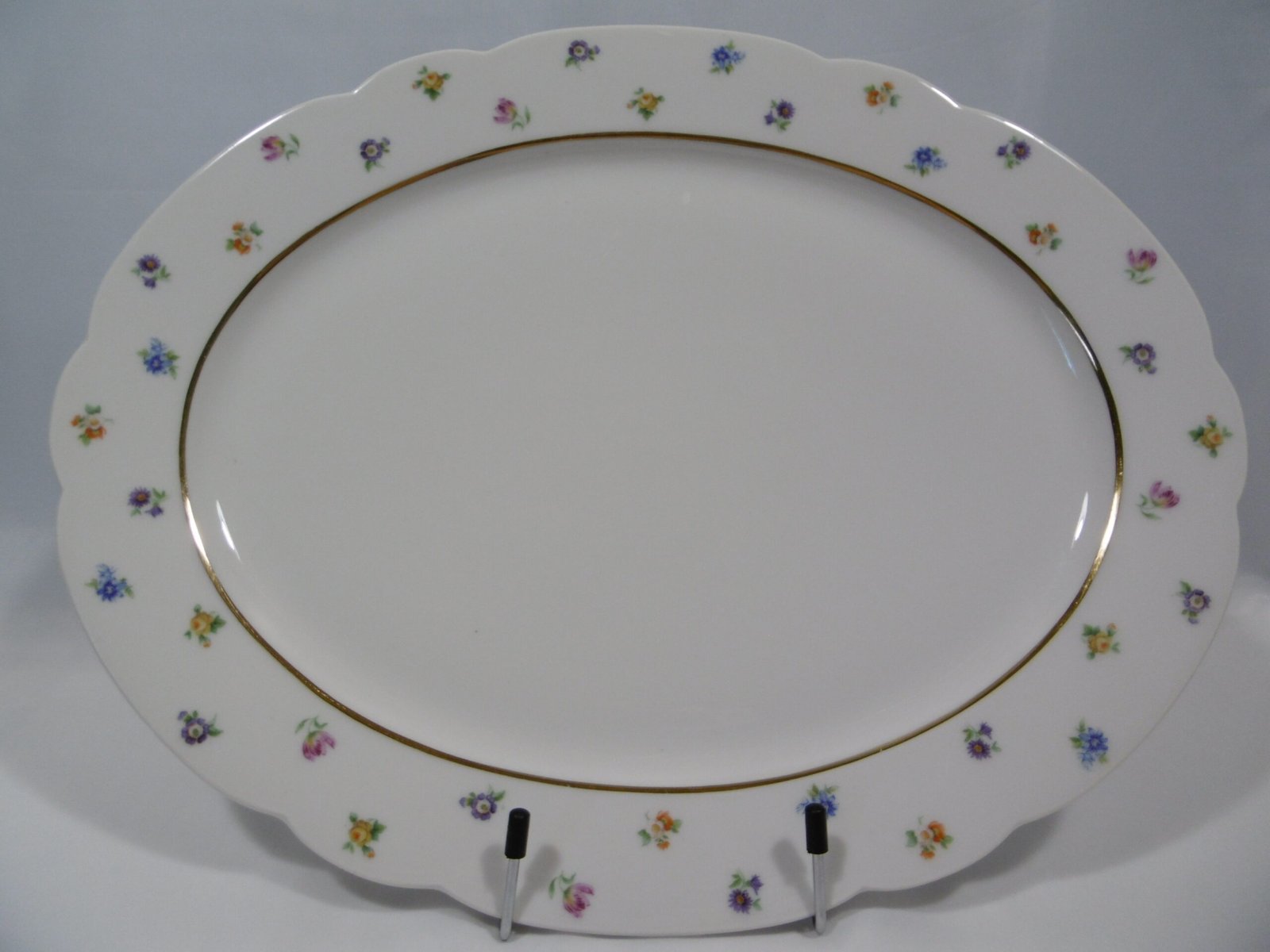 Plat ovale "Fleurettes" Chalais-Nadaud – Image 2