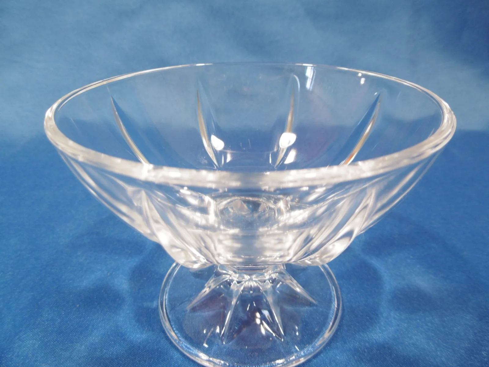 Verres, coupes à champagne, à fruit, à glace – Image 6