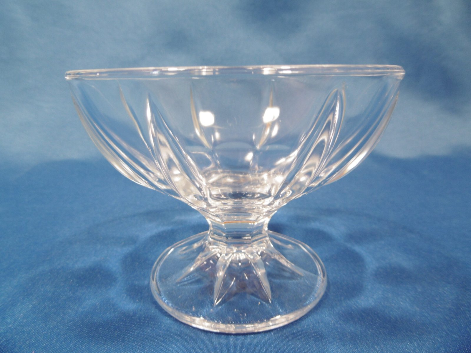 Verres, coupes à champagne, à fruit, à glace – Image 7