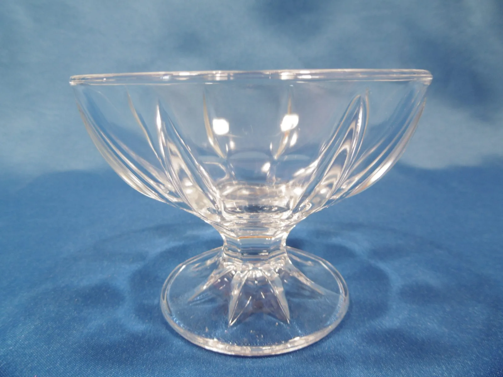 Verres, coupes à champagne, à fruit, à glace – Image 7