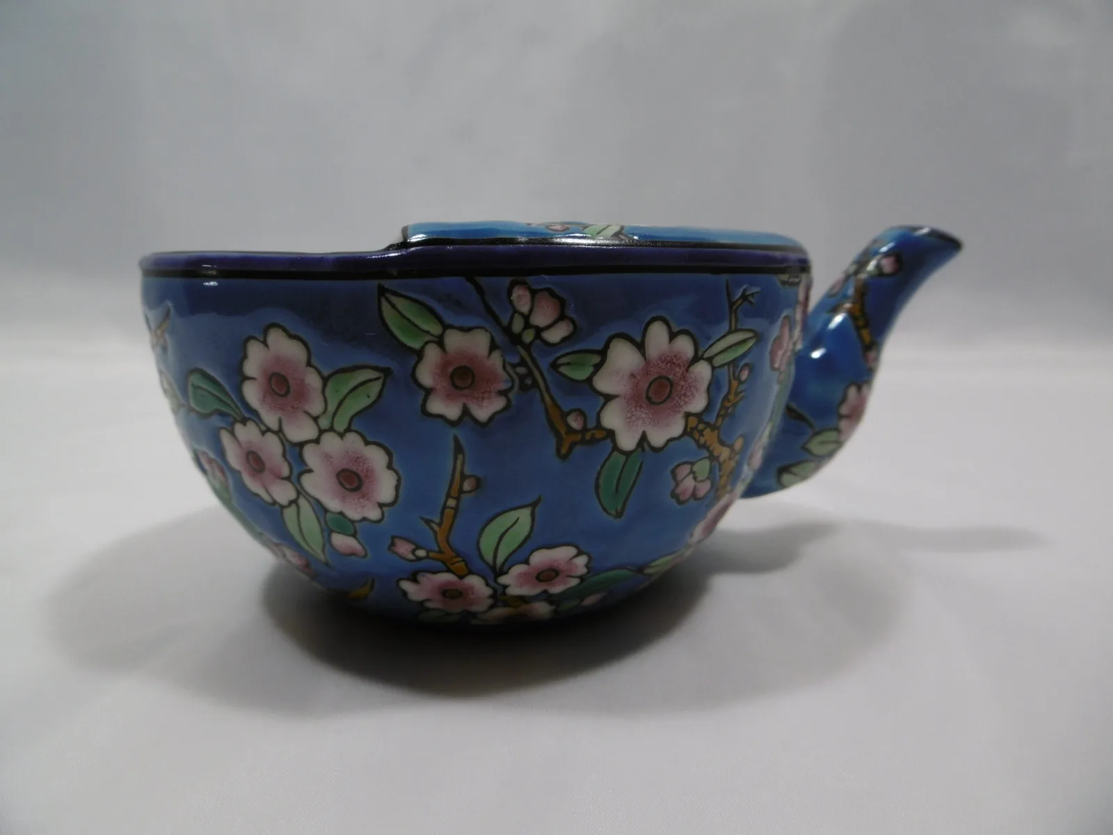 Tasse à malade "Fleurs de pommier" – Image 2