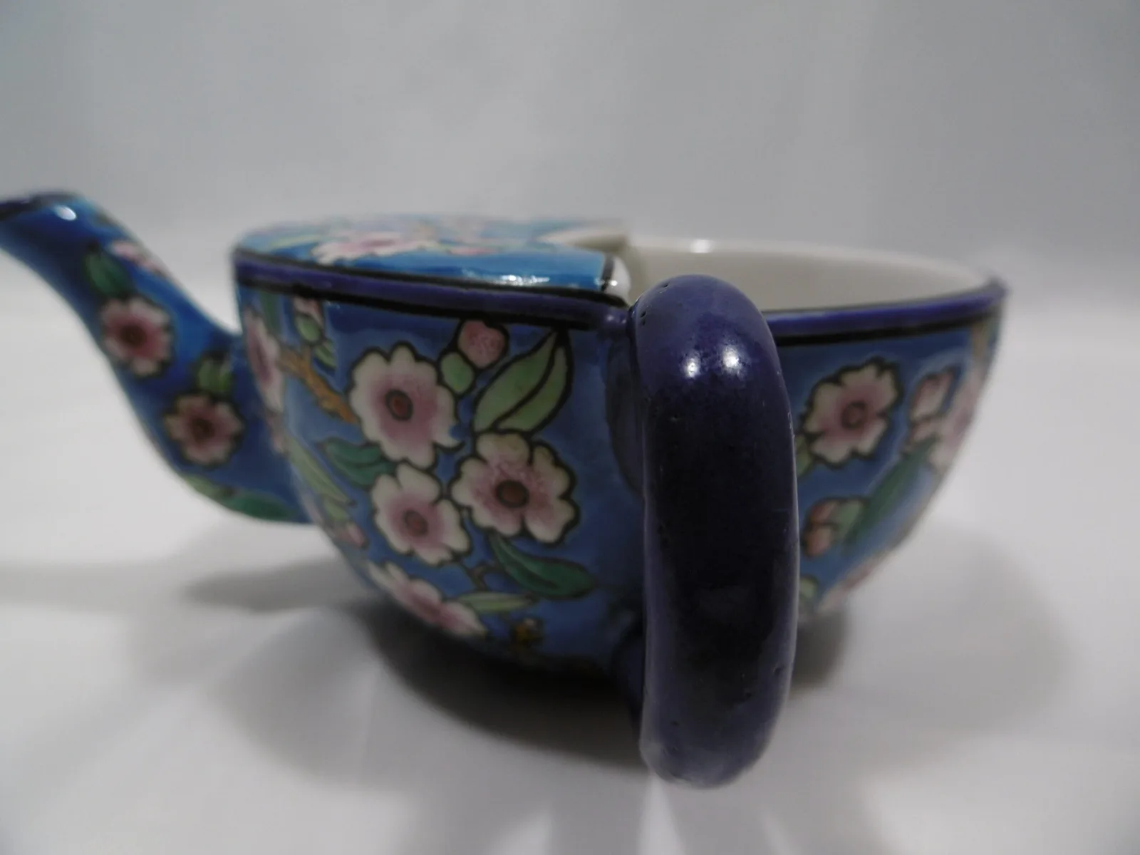 Tasse à malade "Fleurs de pommier" – Image 4