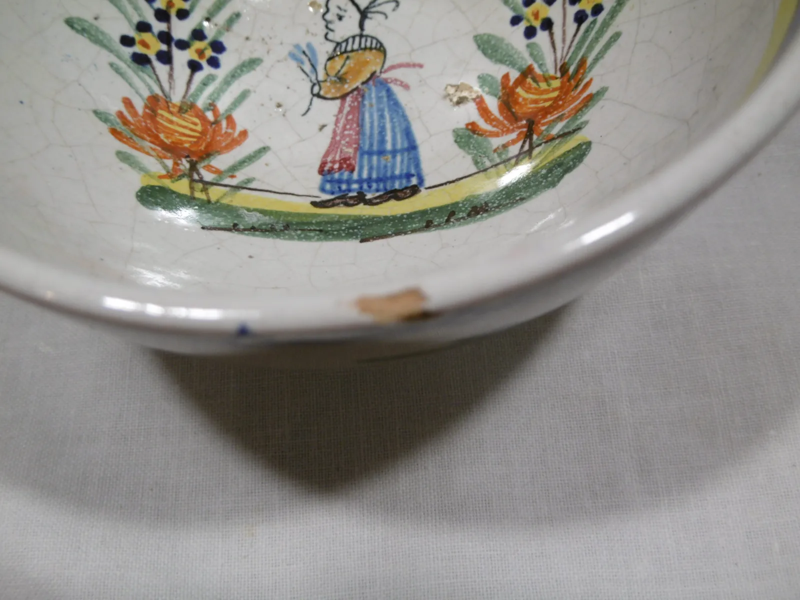 Tasse parlante "Estalles" Malicorne, style Henriot – Image 4