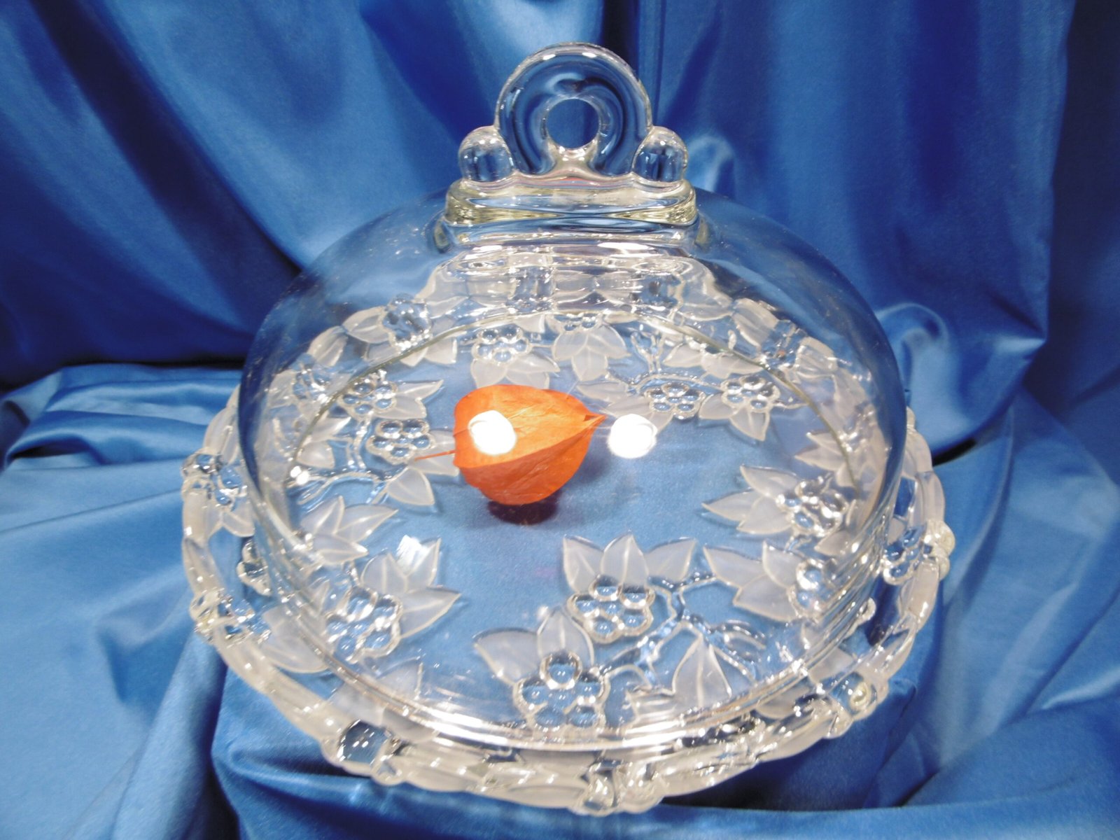 Plateau à fromage en verre avec sa cloche – Image 2