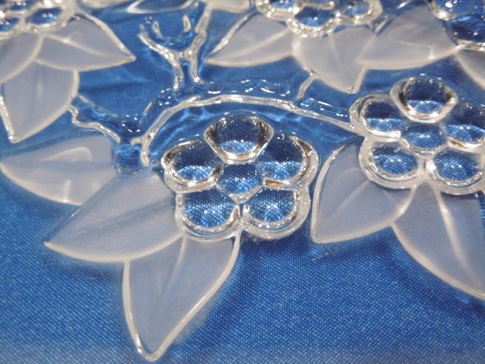 Plateau à fromage en verre avec sa cloche – Image 7